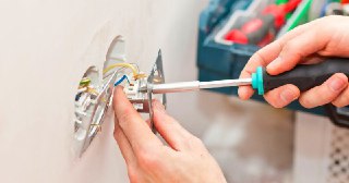 Электромонтажные работы Котлас цена 466 руб Электрика под ключ